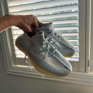 Cloud white Yeezy sneakers